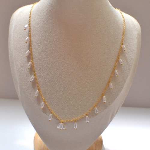Pearl Drops Necklace.