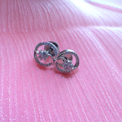 Delicate Flower Glowing Earrings